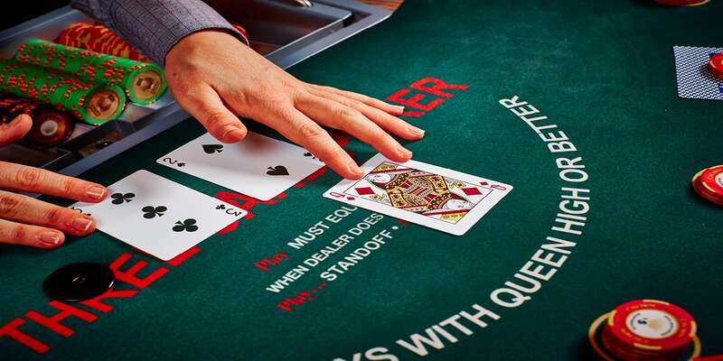 Tìm hiểu tổng quan về trò chơi bài Poker là gì?