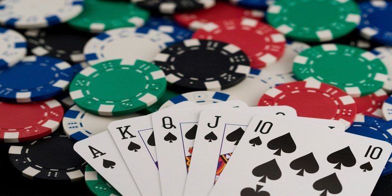 Tìm hiểu bài Poker 5 lá là gì?